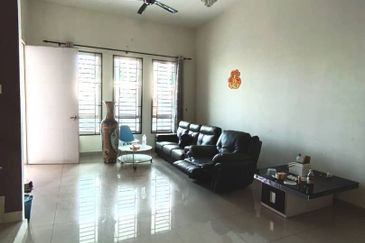 Austin Residence @Taman Mount Austin