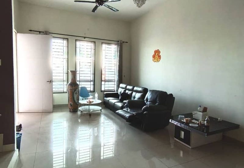 Austin Residence @Taman Mount Austin