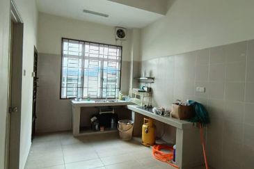 Austin Residence @Taman Mount Austin