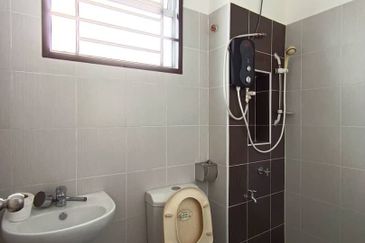 Austin Residence @Taman Mount Austin