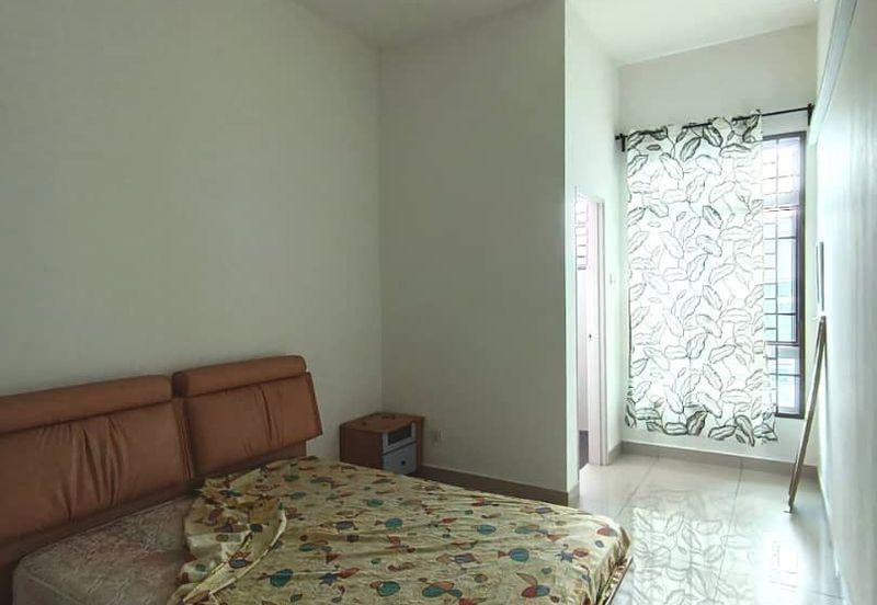 Austin Residence @Taman Mount Austin