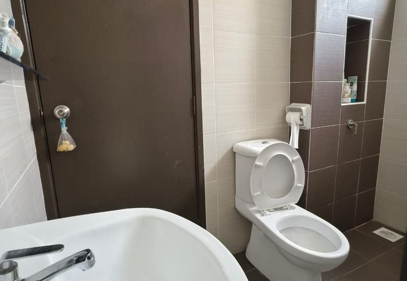 For Rent Nice & Clean 2 Storey Maya Heights @ Seri Alam, Masai