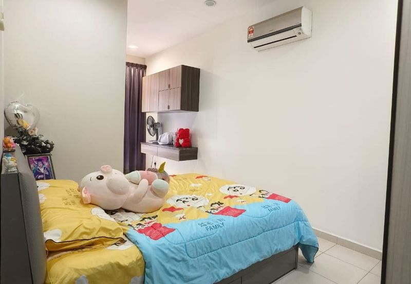 For Rent Nice & Clean 2 Storey Maya Heights @ Seri Alam, Masai