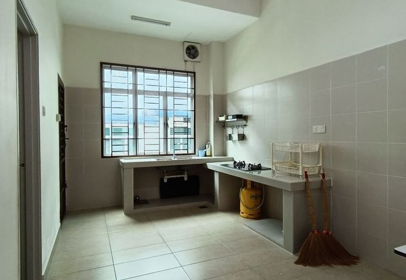 Austin Residence @Taman Mount Austin