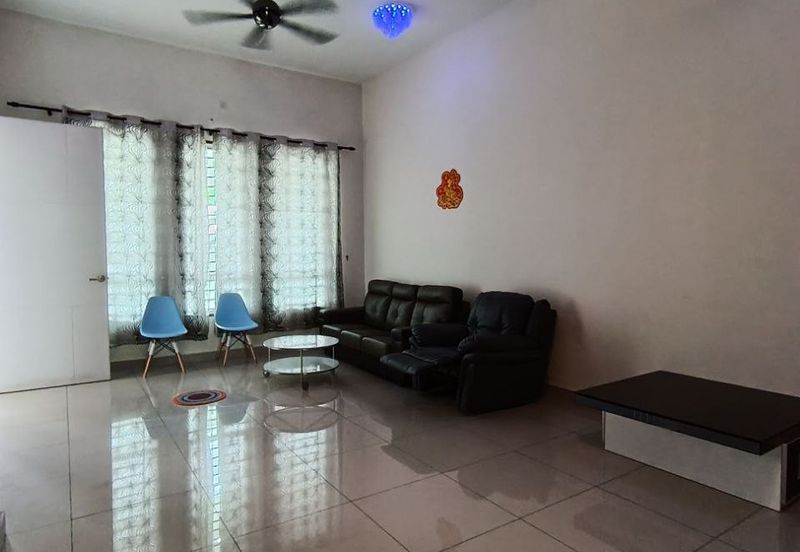 Austin Residence @Taman Mount Austin