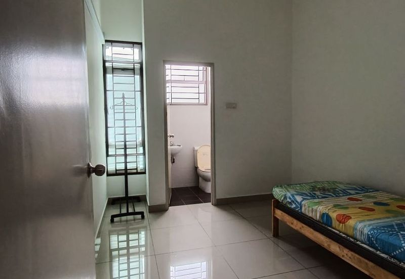 Austin Residence @Taman Mount Austin