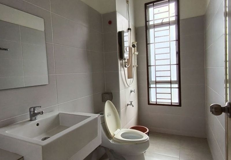 Austin Residence @Taman Mount Austin