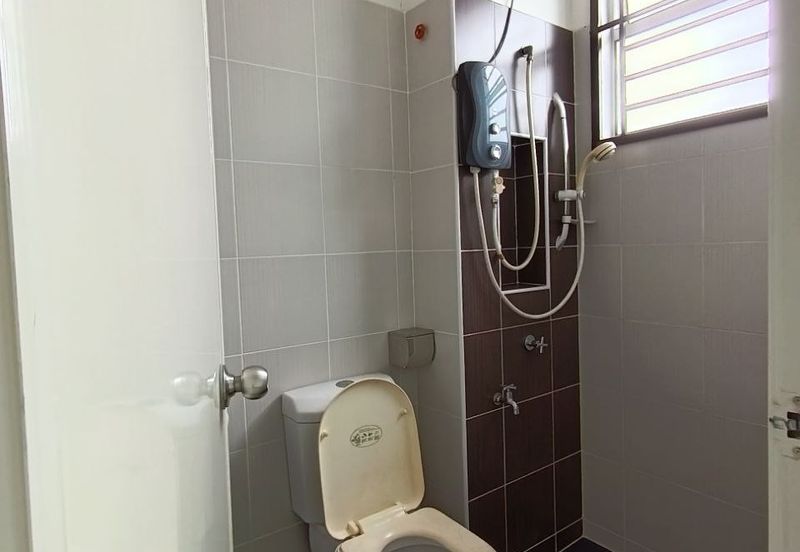 Austin Residence @Taman Mount Austin