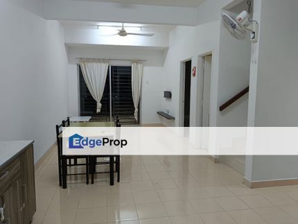 Villa Hijauan Townhouse With cover car park, Johor, Skudai