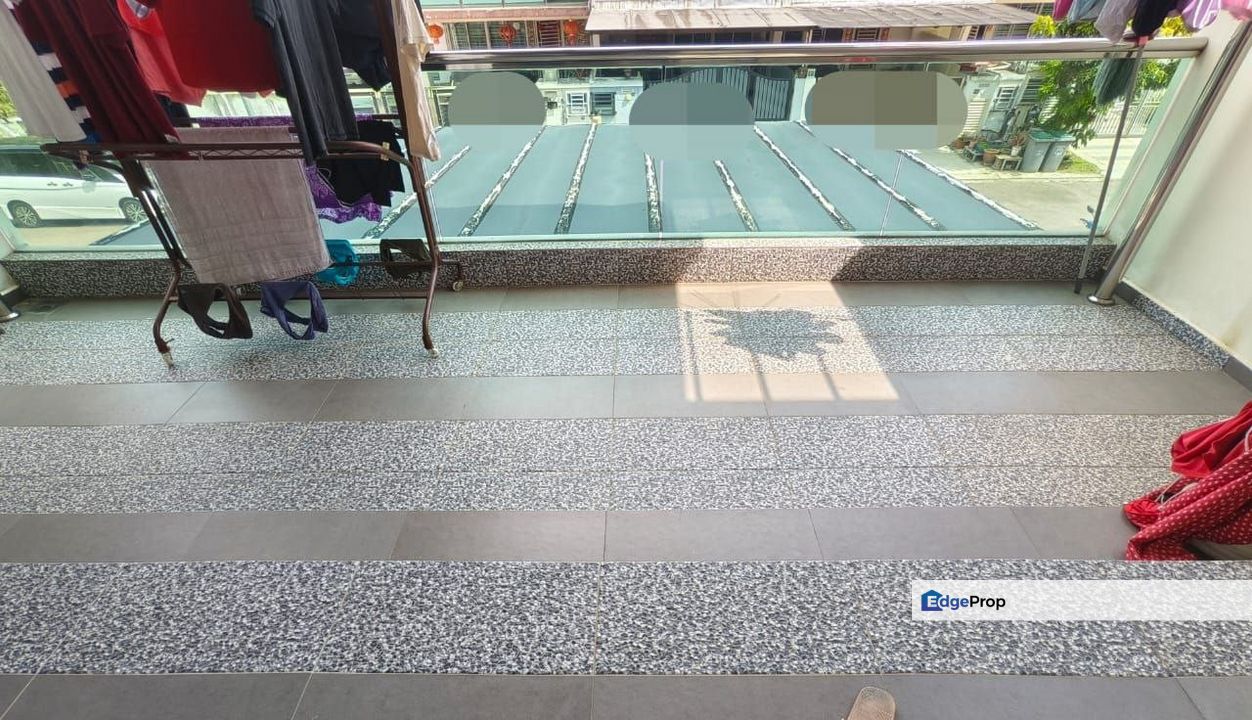 Maya Heights @ Seri Alam Fully Renovated with balcony (Move In Condition), Johor, Masai