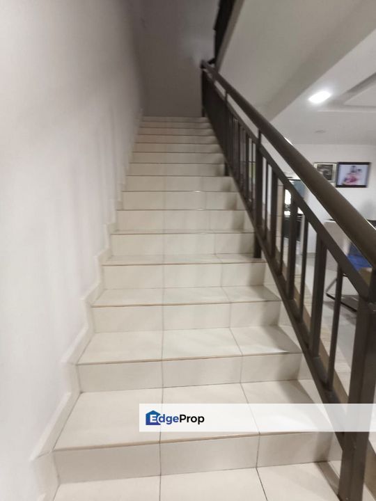 Maya Heights @ Seri Alam Fully Renovated with balcony (Move In Condition), Johor, Masai