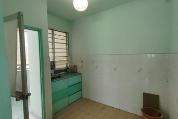 Bandar Baru Seri Alam