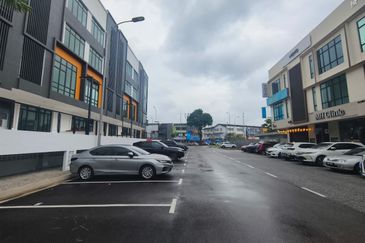 Pelangi Avenue Taman Pelangi