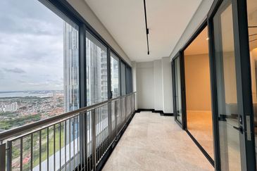 The Astaka @ 1 Bukit Senyum