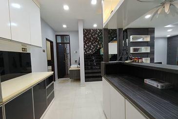 Taman Austin Heights