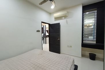 Taman Austin Heights