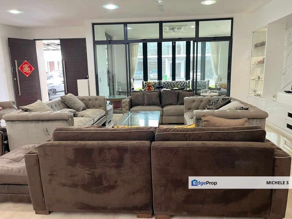 East Ledang Big Bungalow Double Storey For Sale, Johor, Nusajaya