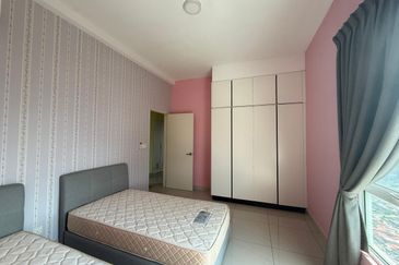 The Pinnacles (Pinnacle Tower)