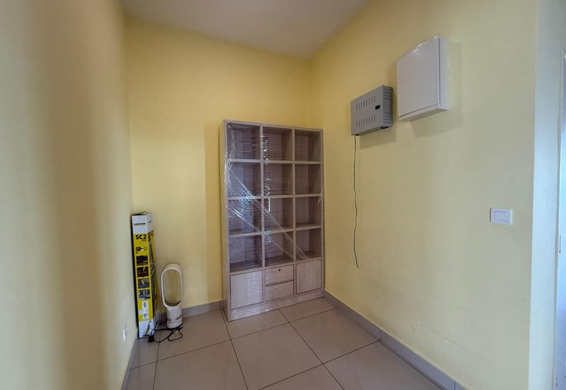 The Pinnacles (Pinnacle Tower)