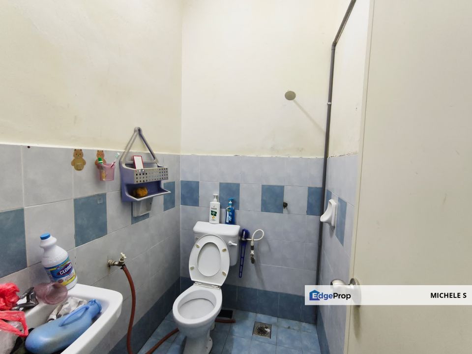 Ulu Tiram Single Storey House For Sale Full Loan, Johor, Ulu Tiram