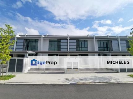 Seri Alam Double Storey House 24Hr Security For Sale, Johor, Masai
