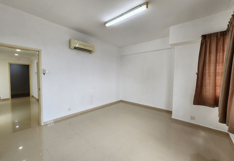 Country Tower Condominium