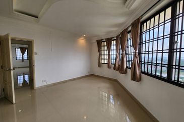 Country Tower Condominium