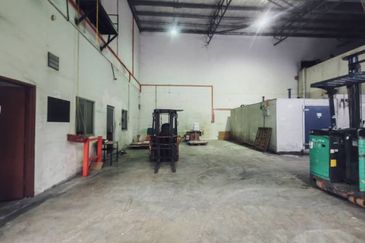 Kempas Utama Industrial Park