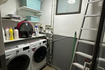 The WaterEdge Apartments