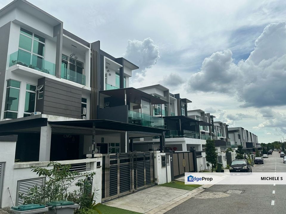 Nusa Sentral 3 Storey Cluster House For Sale, Johor, 