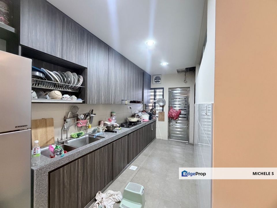 Taman Gaya Ulu Tiram Cluster House For Sale, Johor, Ulu Tiram