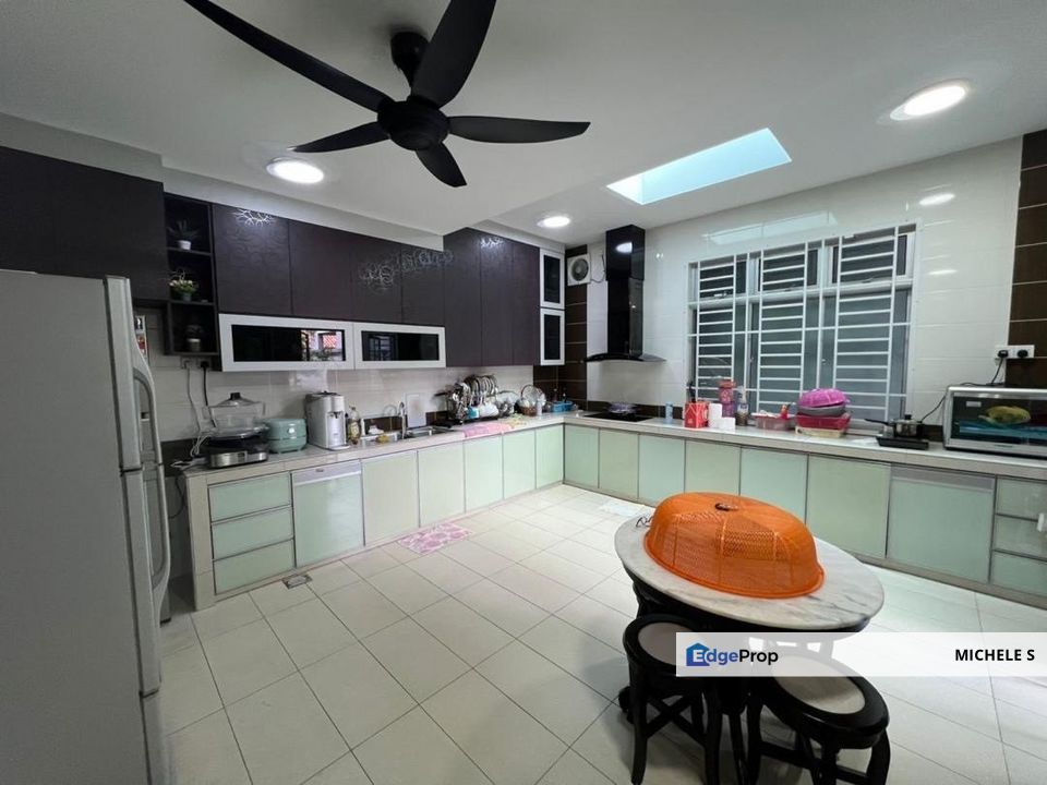 Taman Gaya Link Bungalow House For Sale, Johor, Ulu Tiram