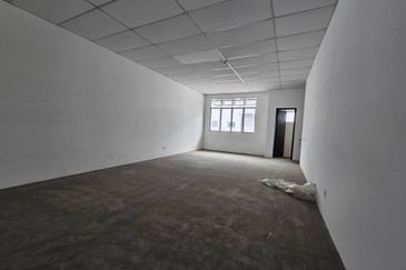 Oasis 2 @ Tropicana Danga Cove