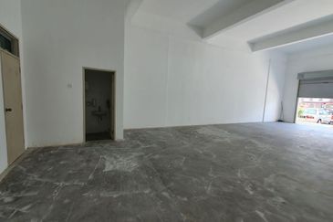 Oasis 2 @ Tropicana Danga Cove