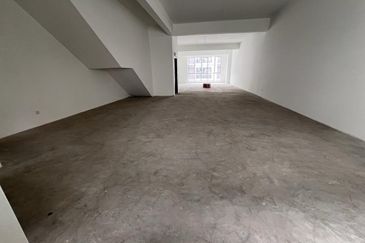 Oasis 2 @ Tropicana Danga Cove