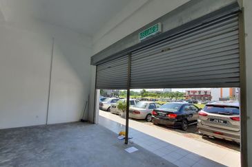 Oasis 2 @ Tropicana Danga Cove