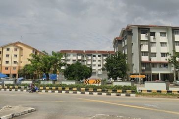 Bina Park, Bandar Seri Alam