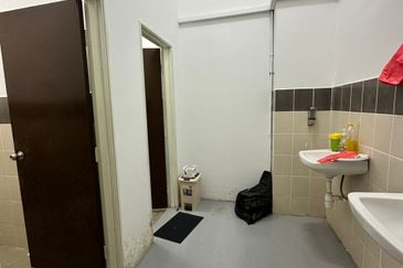 Bina Park, Bandar Seri Alam