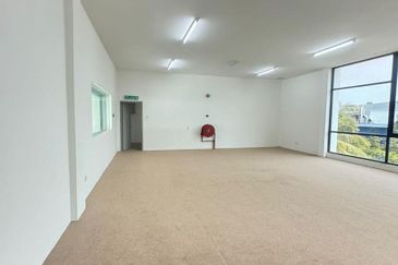 Eco Curve @ Eco Business Park 1