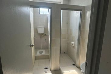 Eco Curve @ Eco Business Park 1