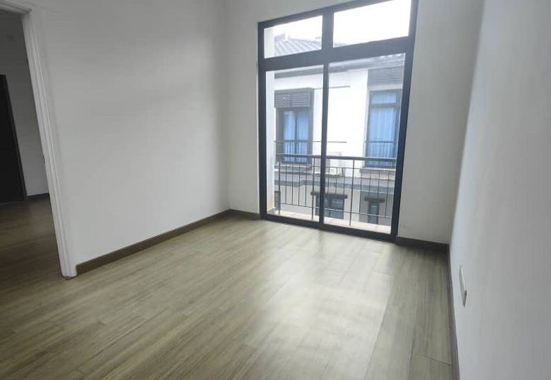 Setia Tropika Double Storey Cluster For Rent