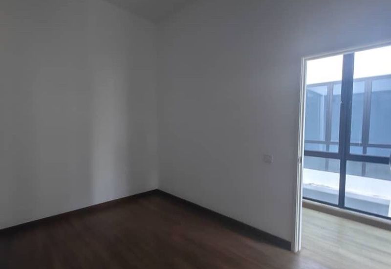 Setia Tropika Double Storey Cluster For Rent