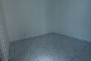 Setia Tropika Double Storey Cluster For Rent