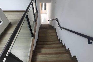 Setia Tropika Double Storey Cluster For Rent