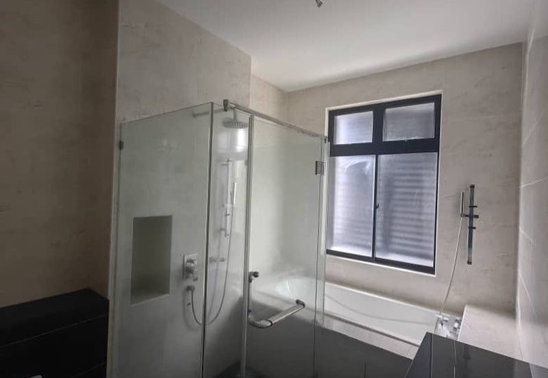 Setia Tropika Double Storey Cluster For Rent