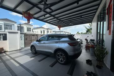 Setia Tropika Cluster Double Storey House For Sale