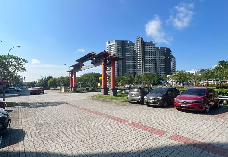 Bina Park, Bandar Seri Alam