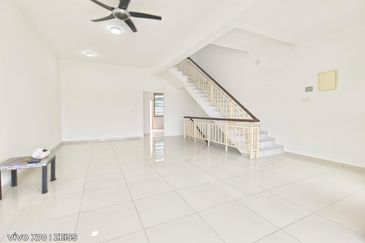 Maya Heights-Solar Series @ Bandar Seri Alam