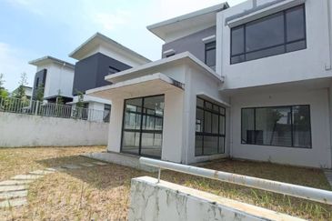 The Hills Horizon Hills Bungalow Corner For Sale