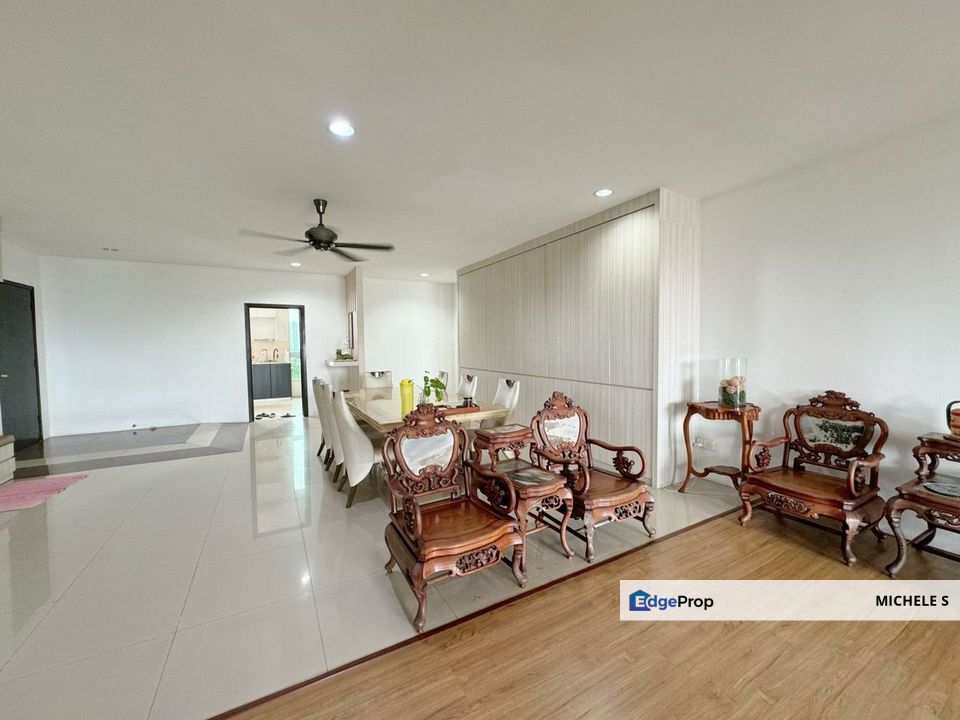 Jb Town Adamai Pangsapuri Big Duplex For Saje, Johor, Johor Bahru